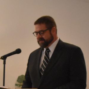 Meet your Posher, Robert